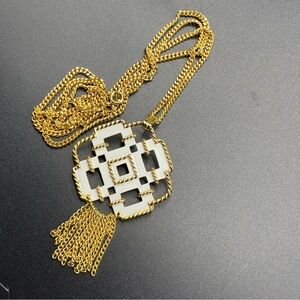 Vintage AVON White Enamel & Gold Tone Geometric Brooch Necklace On Long Chain